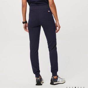 FIGS XS quiet navy jogger scrub pant